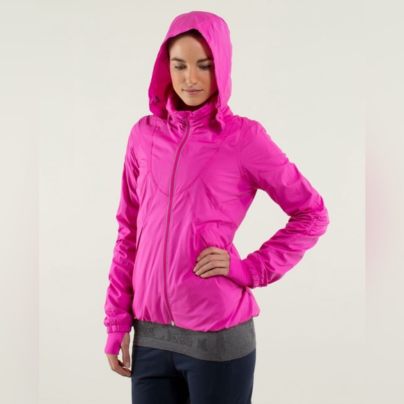 Lululemon Run: Hustle Jacket - Picture 2 of 8